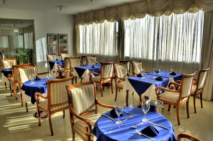 Palladium Business Hotel Монтевідео Ресторан фото